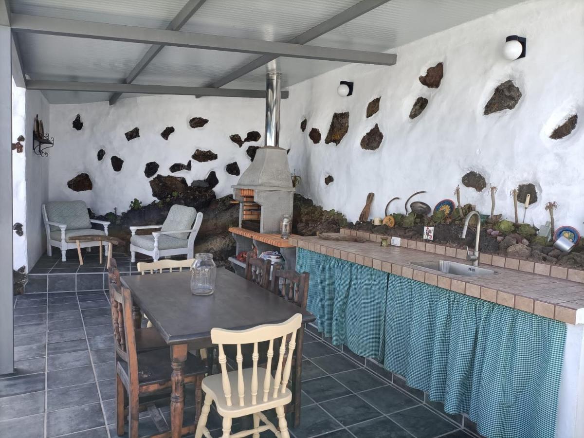 فيلا Casa Piruca Los Llanillos المظهر الخارجي الصورة